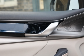 2021款比亚迪秦PLUS