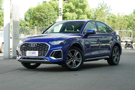 2022款奥迪Q5L