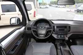 2021款五菱荣光新卡