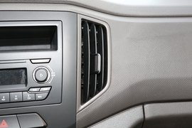 2021款五菱荣光新卡