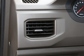 2021款五菱荣光新卡