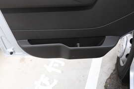 2021款五菱荣光新卡