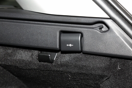 2022款路虎揽胜运动版