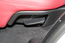 2022款路虎揽胜运动版