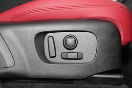 2022款路虎揽胜运动版