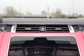 2022款路虎揽胜运动版