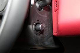 2022款路虎揽胜运动版