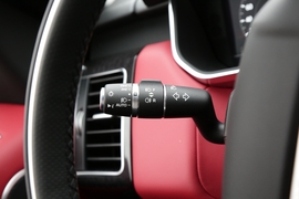 2022款路虎揽胜运动版