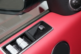 2022款路虎揽胜运动版