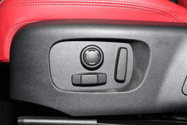 2022款路虎揽胜运动版