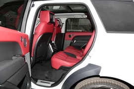 2022款路虎揽胜运动版