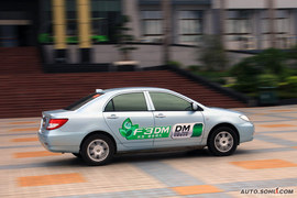 2009款比亚迪F3DM双模电动车试驾