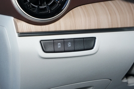 2022款东风风行·游艇