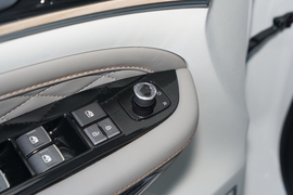 2022款东风风行·游艇