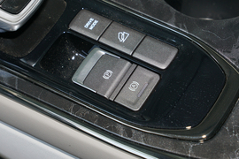 2022款东风风行·游艇