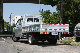 2022款东风小康D72PLUS