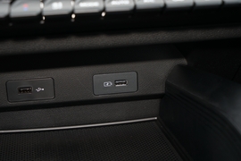 2022款吉利缤瑞COOL