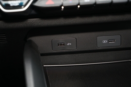 2022款吉利缤瑞COOL