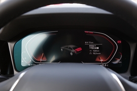 2022款宝马320i