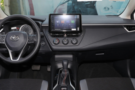 2021款丰田卡罗拉