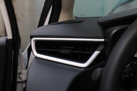 2021款丰田卡罗拉