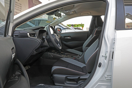 2021款丰田卡罗拉