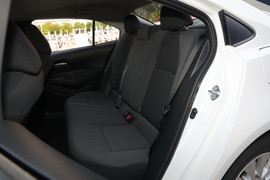 2021款丰田卡罗拉