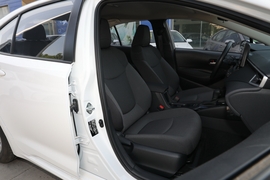 2021款丰田卡罗拉