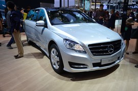 奔驰R320