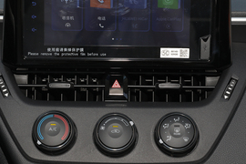 2021款丰田卡罗拉