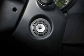 2021款丰田卡罗拉