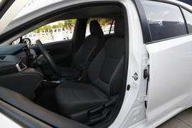 2021款丰田卡罗拉