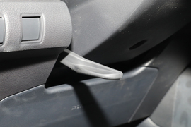 2021款丰田卡罗拉