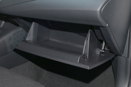 2021款丰田卡罗拉