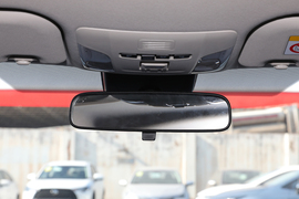 2021款丰田卡罗拉