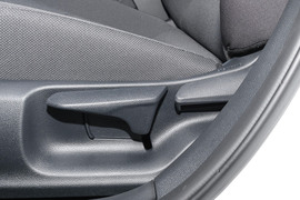 2021款丰田卡罗拉