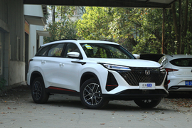 2022款长安CS75PLUS