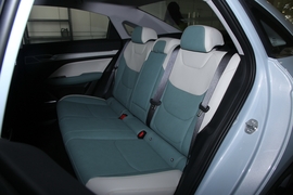 2022款吉利帝豪L