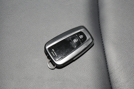 2022款丰田RAV4荣放