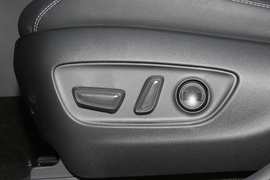 2022款丰田RAV4荣放