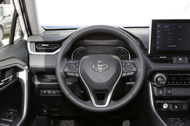 2022款丰田RAV4荣放