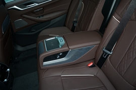 2022款宝马530Li