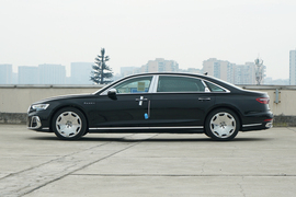 2022款奥迪A8L