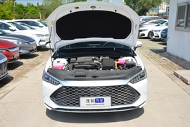   2021款比亚迪秦PLUS DM-i 120KM 尊贵型