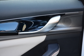 2021款比亚迪秦PLUS