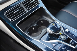 2021款比亚迪秦PLUS