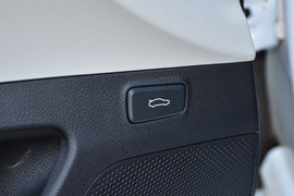 2021款比亚迪秦PLUS