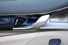 2021款比亚迪秦PLUS