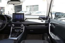 2022款丰田RAV4荣放