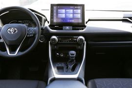 2022款丰田RAV4荣放